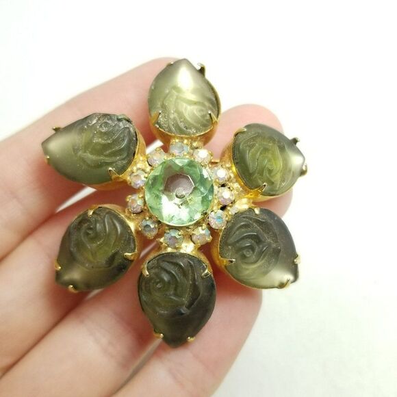 Vintage Green and Gold Tone Rhinestone Flower Brooch Unique Petal Design, Estate - Picture 7 of 7